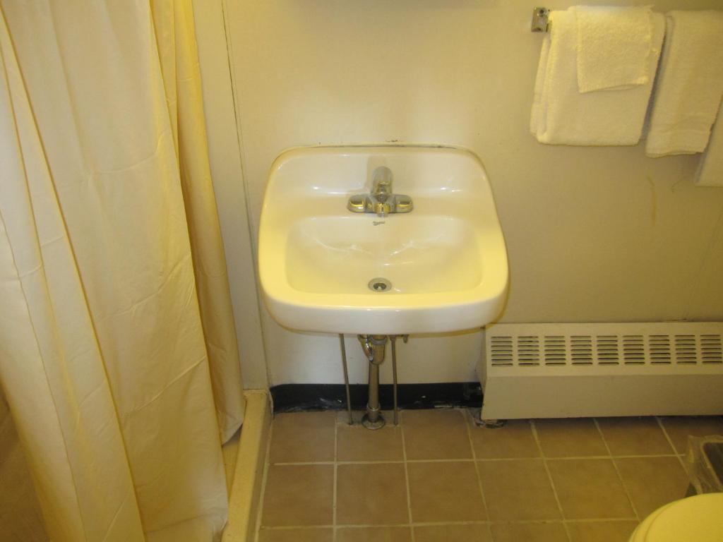 Glen Motel - Utica Bilik gambar